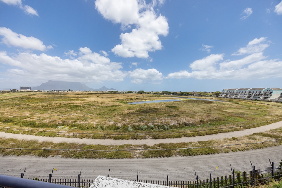 1 Bedroom Property for Sale in Sandown Western Cape
